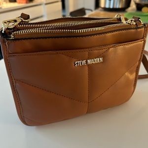 Steve Madden quilted cross body purse bag